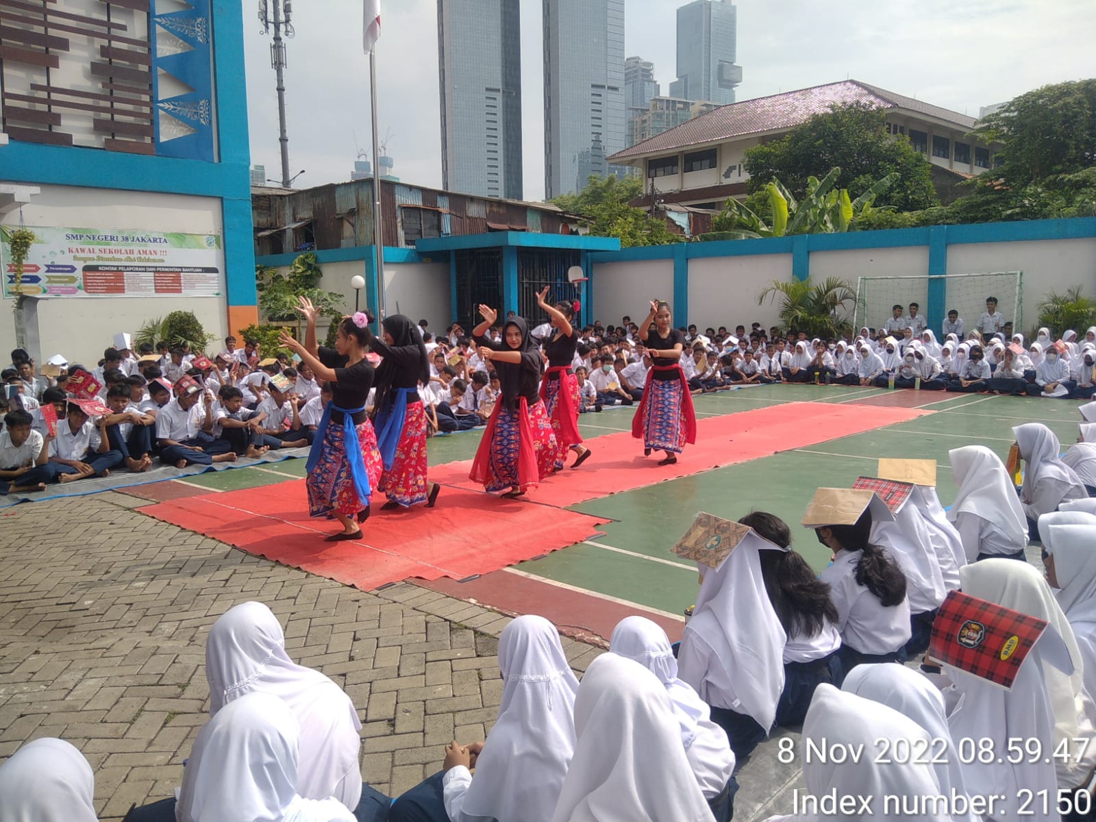 KETUPAT BETAWI : Ketemu Pemustaka Bareng Team Wisata Literasi Di SMPN 38 Jakarta